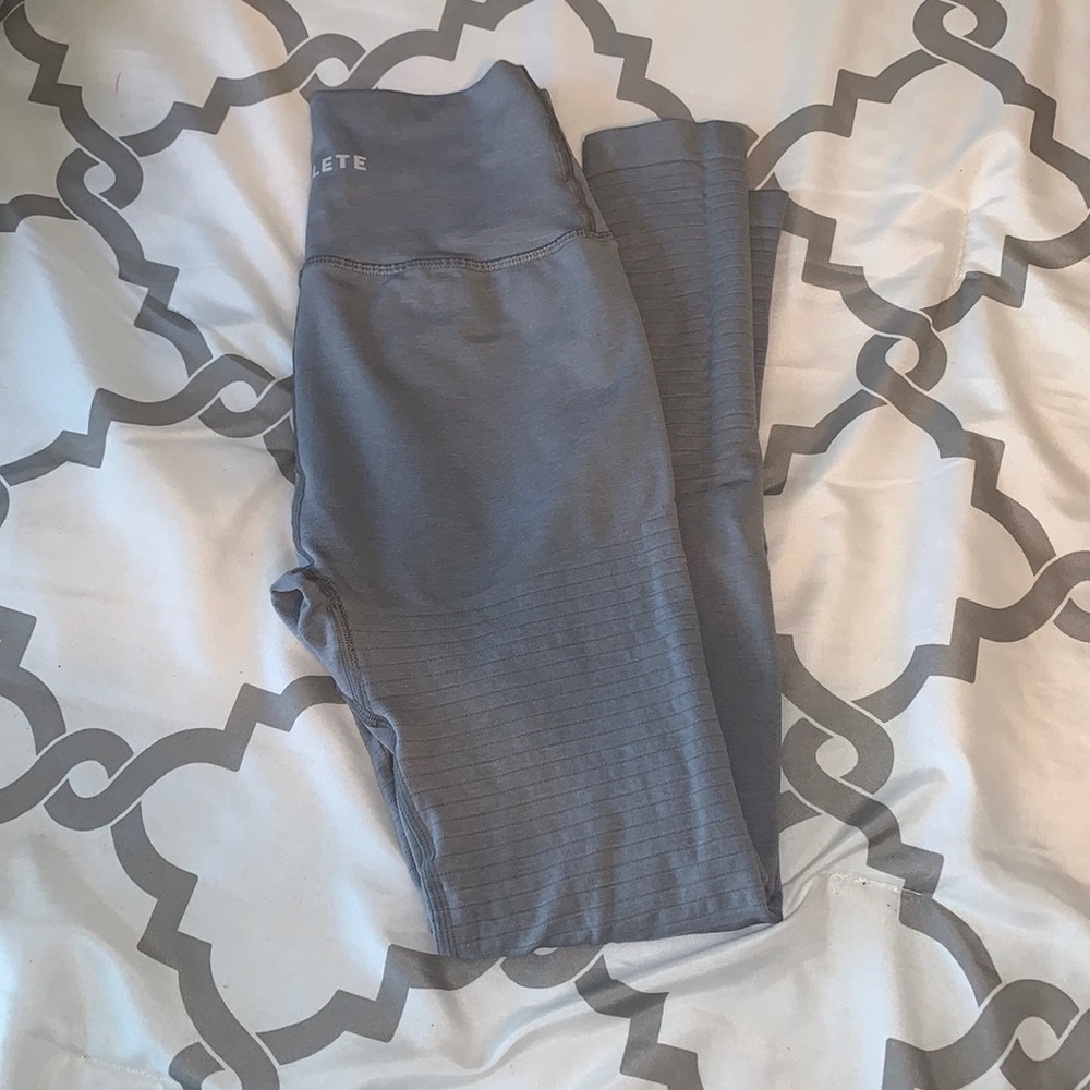 Alphalete Light Gray Revival Leggings